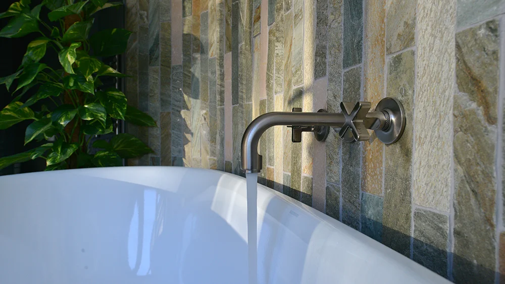 entis-bathroom